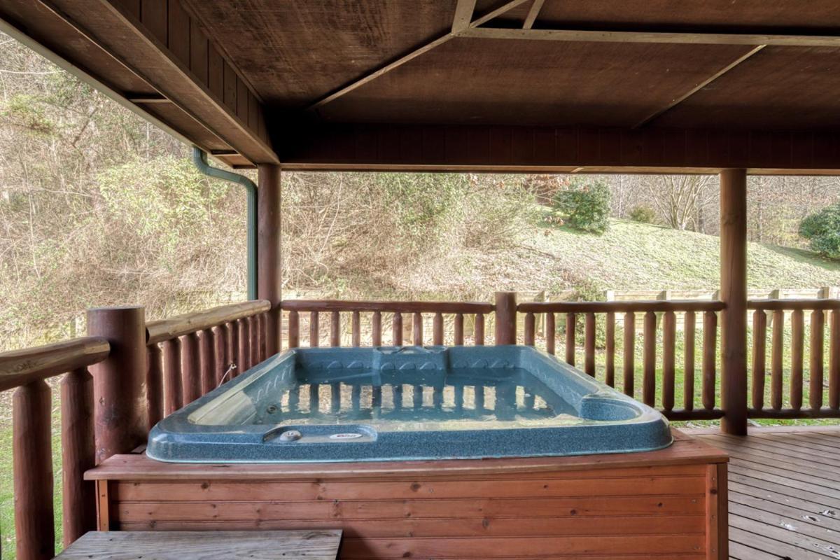 Cherokee Lodge Sevierville Εξωτερικό φωτογραφία